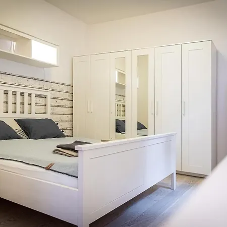 Zumaapartment Apartment *