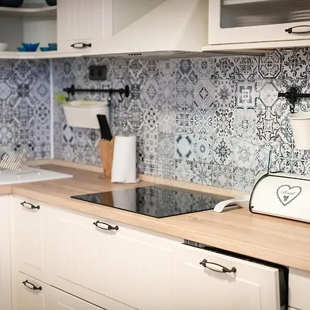 Zumaapartment شقة *